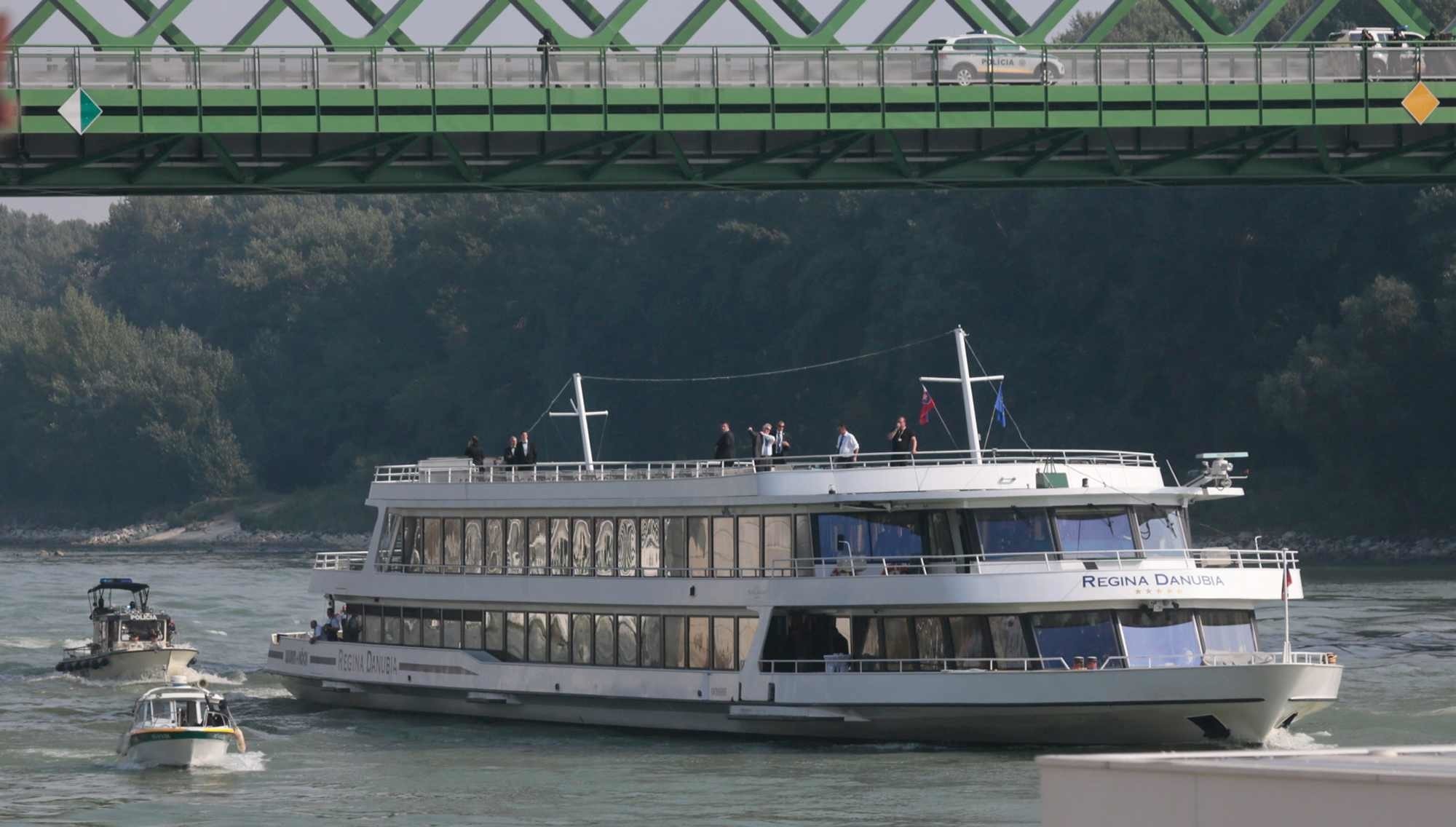 Лидерите от ЕС се разходиха с кораб по Дунав