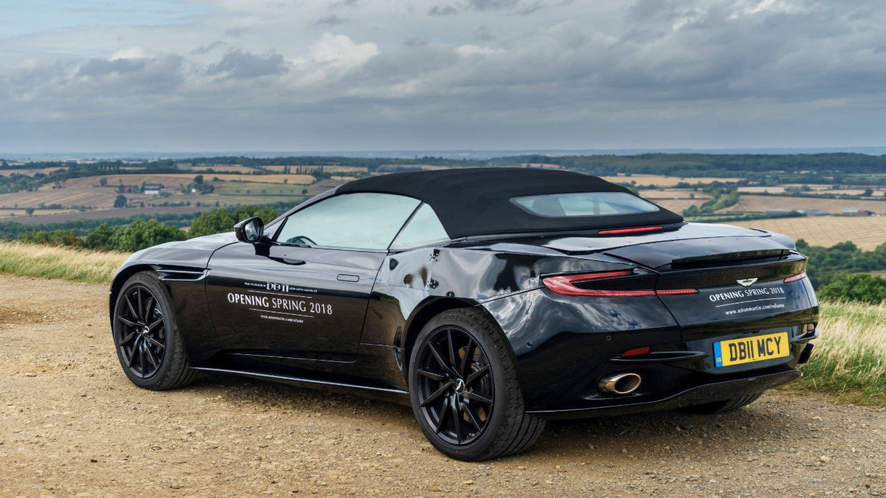 Първи снимки на новото кабрио на Aston Martin