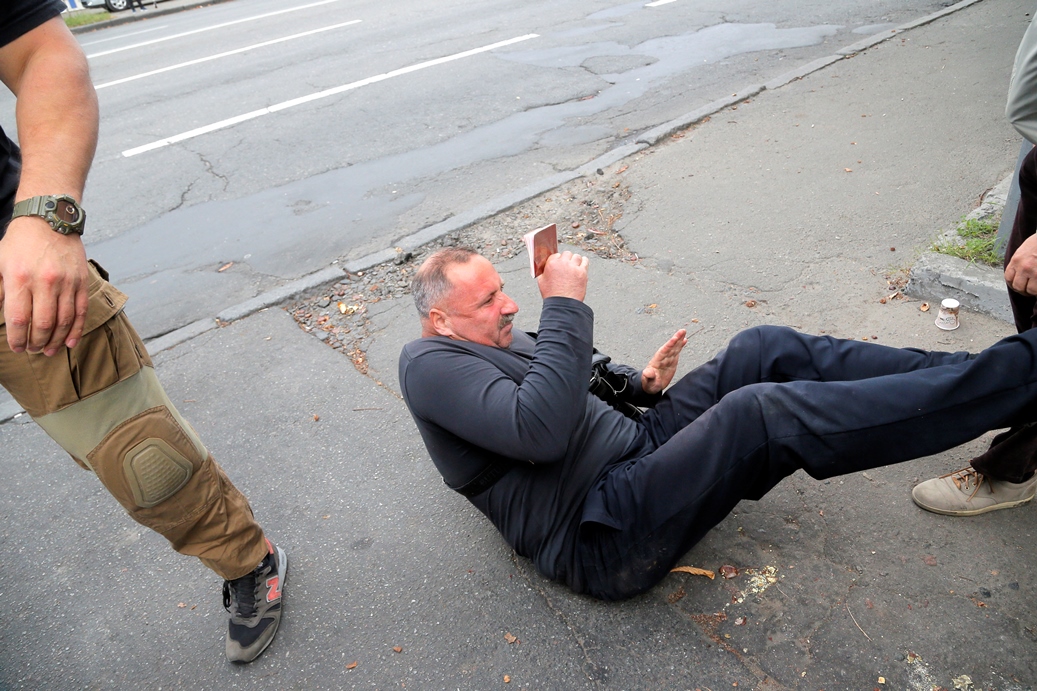 В Киев пребиха руски гражданин пред посолството на Русия