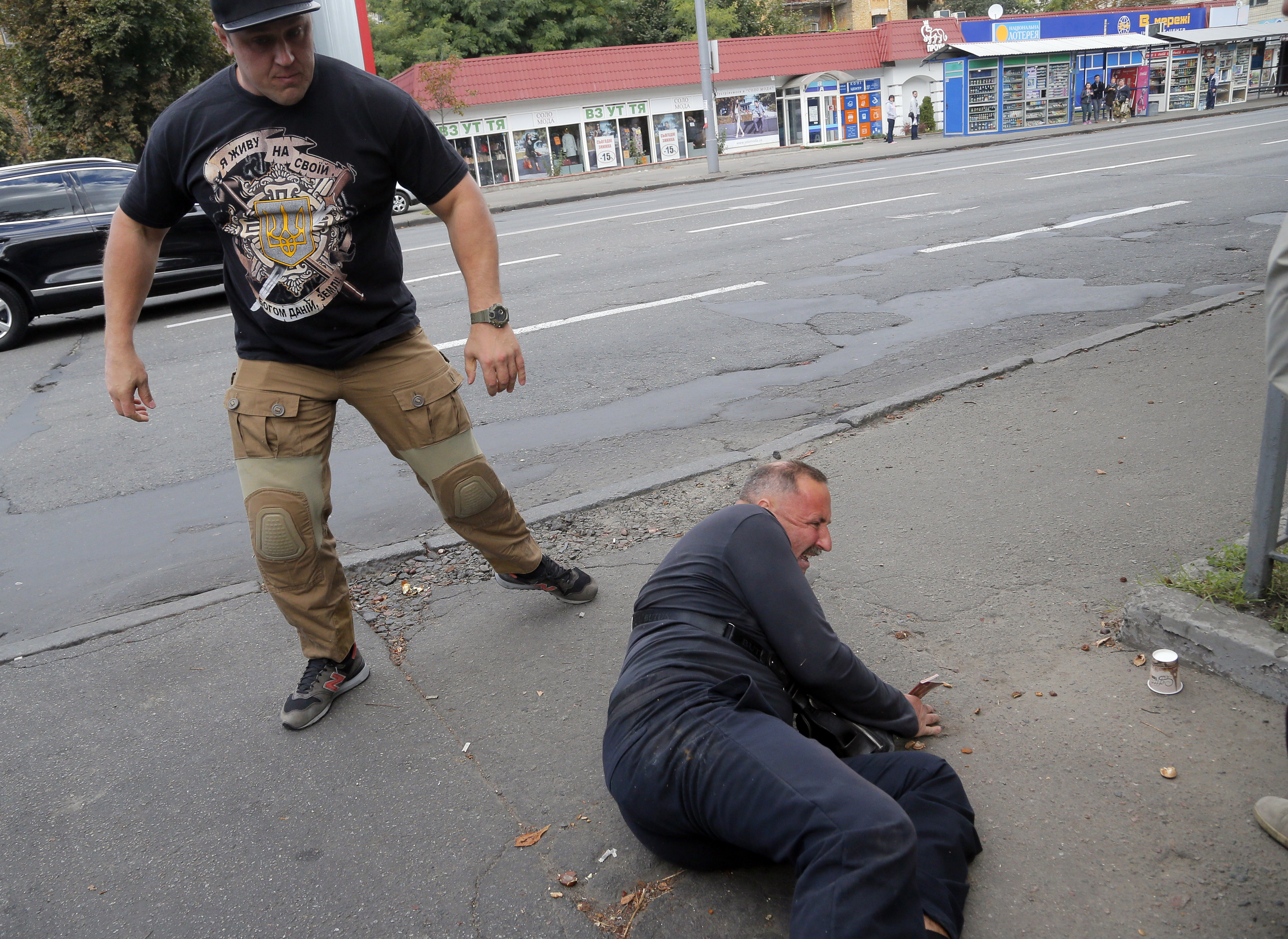 В Киев пребиха руски гражданин пред посолството на Русия