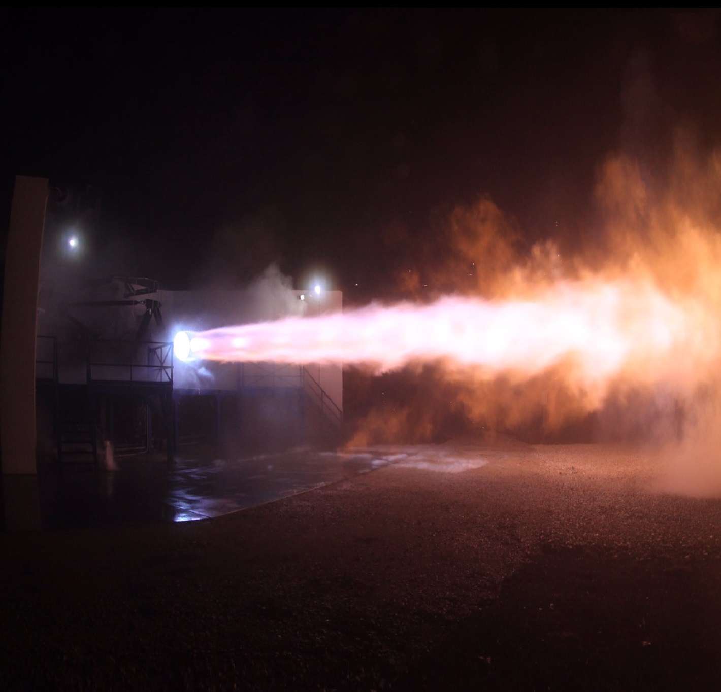 Тест на SpaceX завърши с взрив