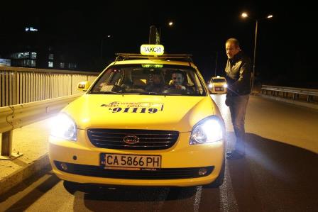 Репетиции за "Съвместимост" на Командарев