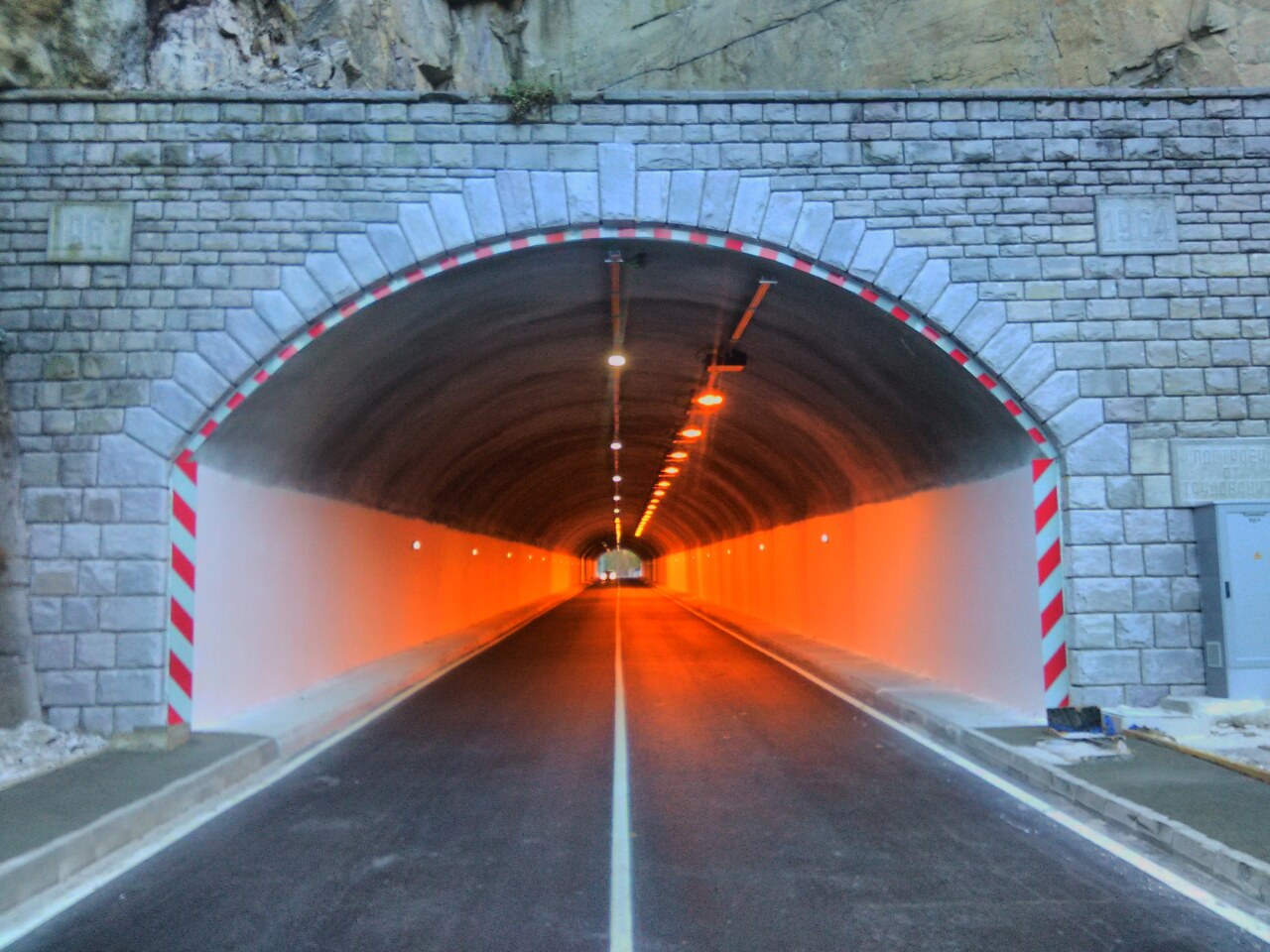 Тунелите са с ново LED осветление