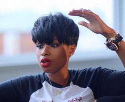 Дженифър Хъдсън става съдия в музикално реалити