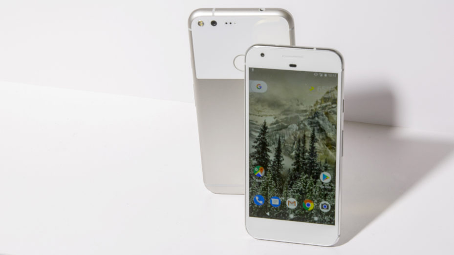 Google официално показа новите си смартфони