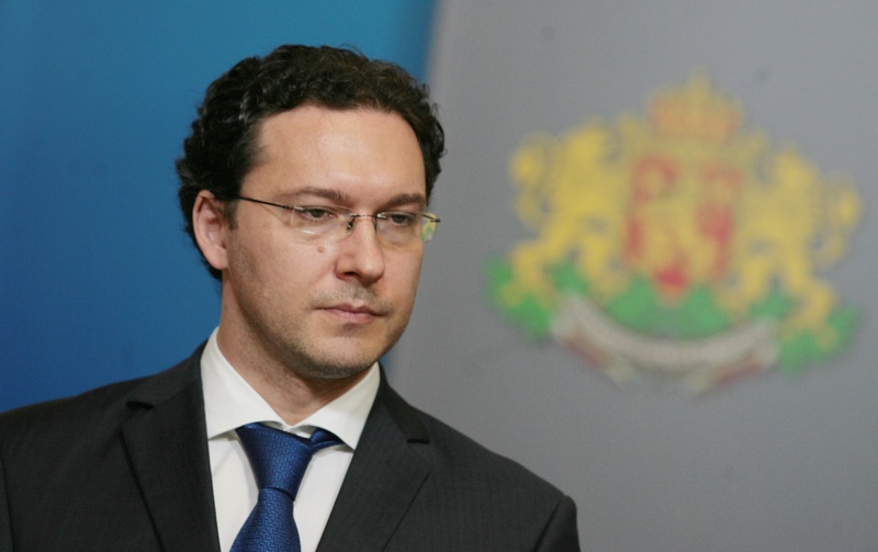 Митов: Някои се надяват Тръмп да върне мутренските времена