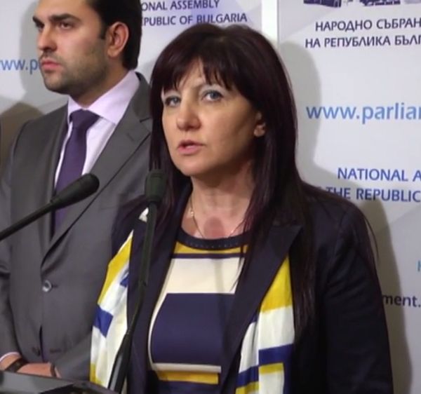 Цвета Караянчева: Търсим прозрачност за едни пари на българските данъкоплатци