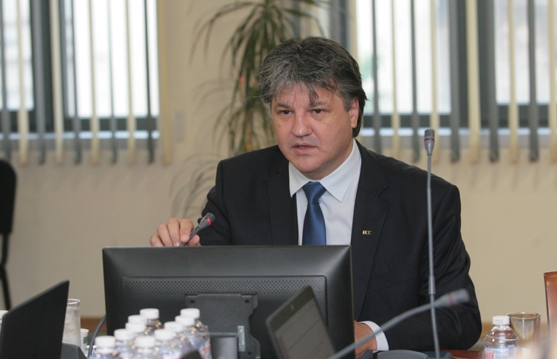 Представляващият ВСС Димитър Узунов получи подкрепата на мнозинството