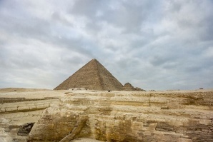 В Хеопсовата пирамида са открити две “аномалии“