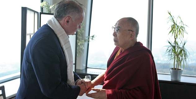 Китай заплаши Словакия заради среща с Далай Лама