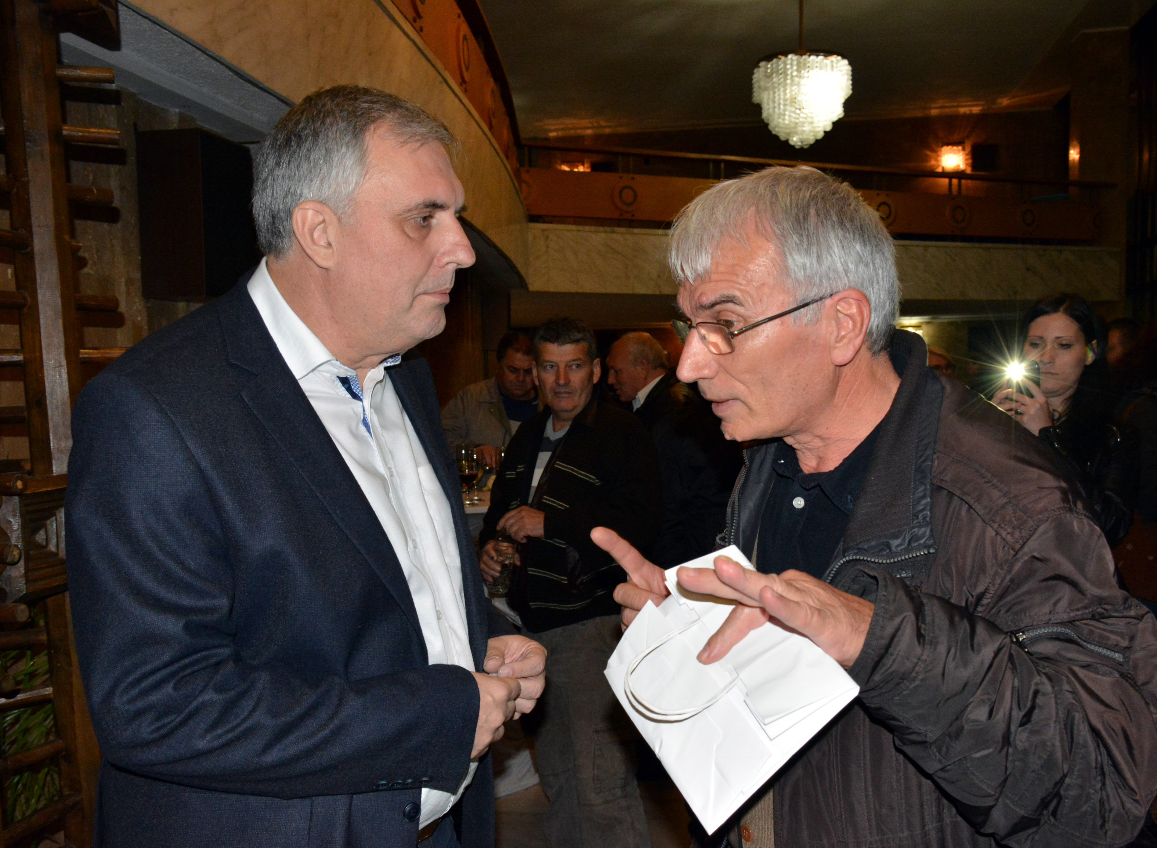 Ивайло Калфин се срещна с обществеността на Благоевград и Сандански