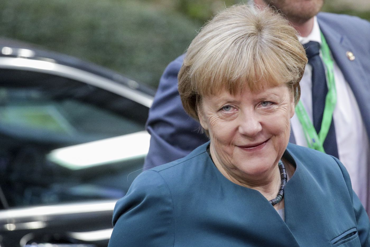 Меркел да се готви за увеличаващите се икономически рискове, поиска шефът на "Бундесбанк"