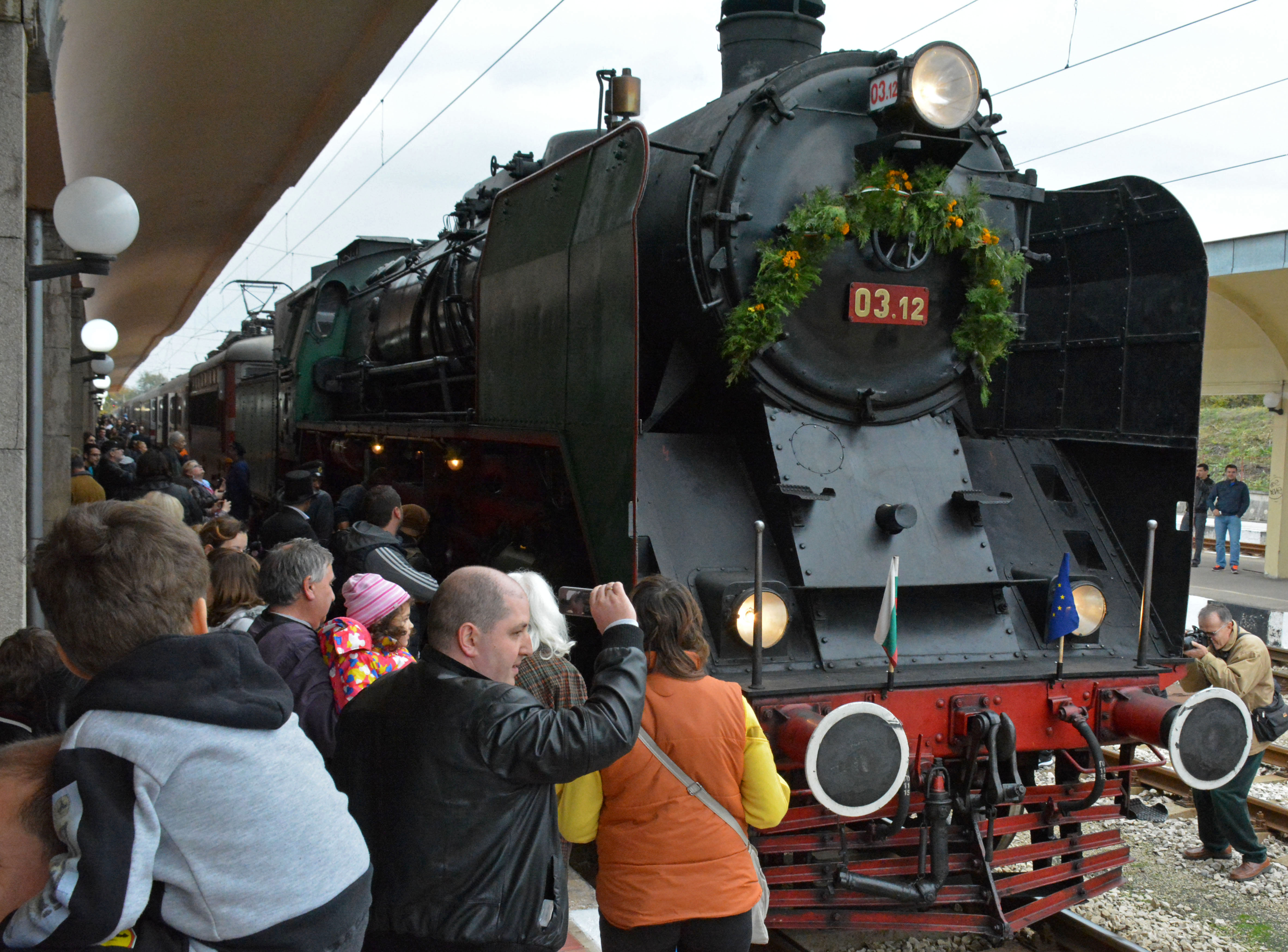 Пътуващите с влак продължават да намаляват