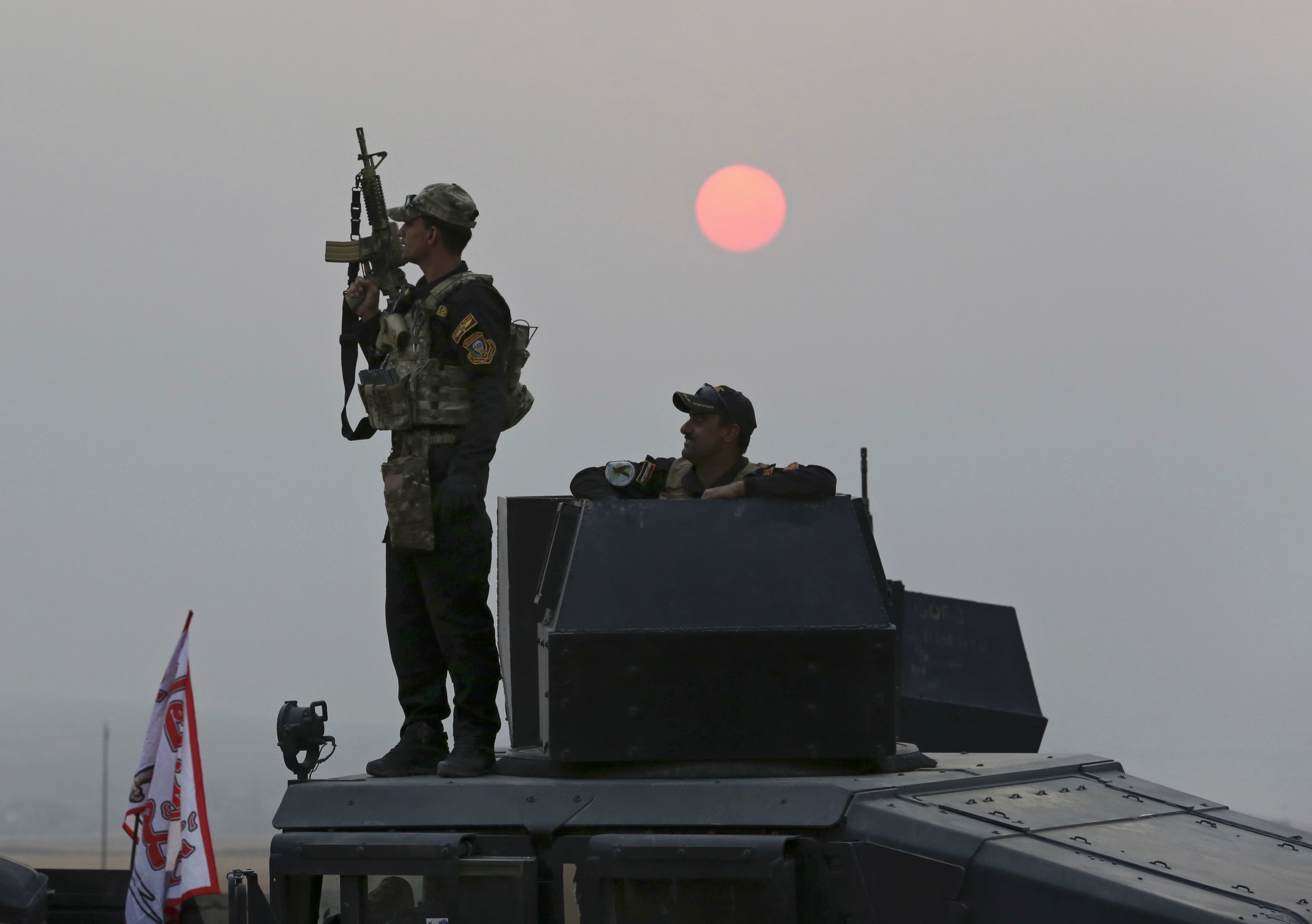 Специалните иракски сили напредват към позициите на ИД в Мосул