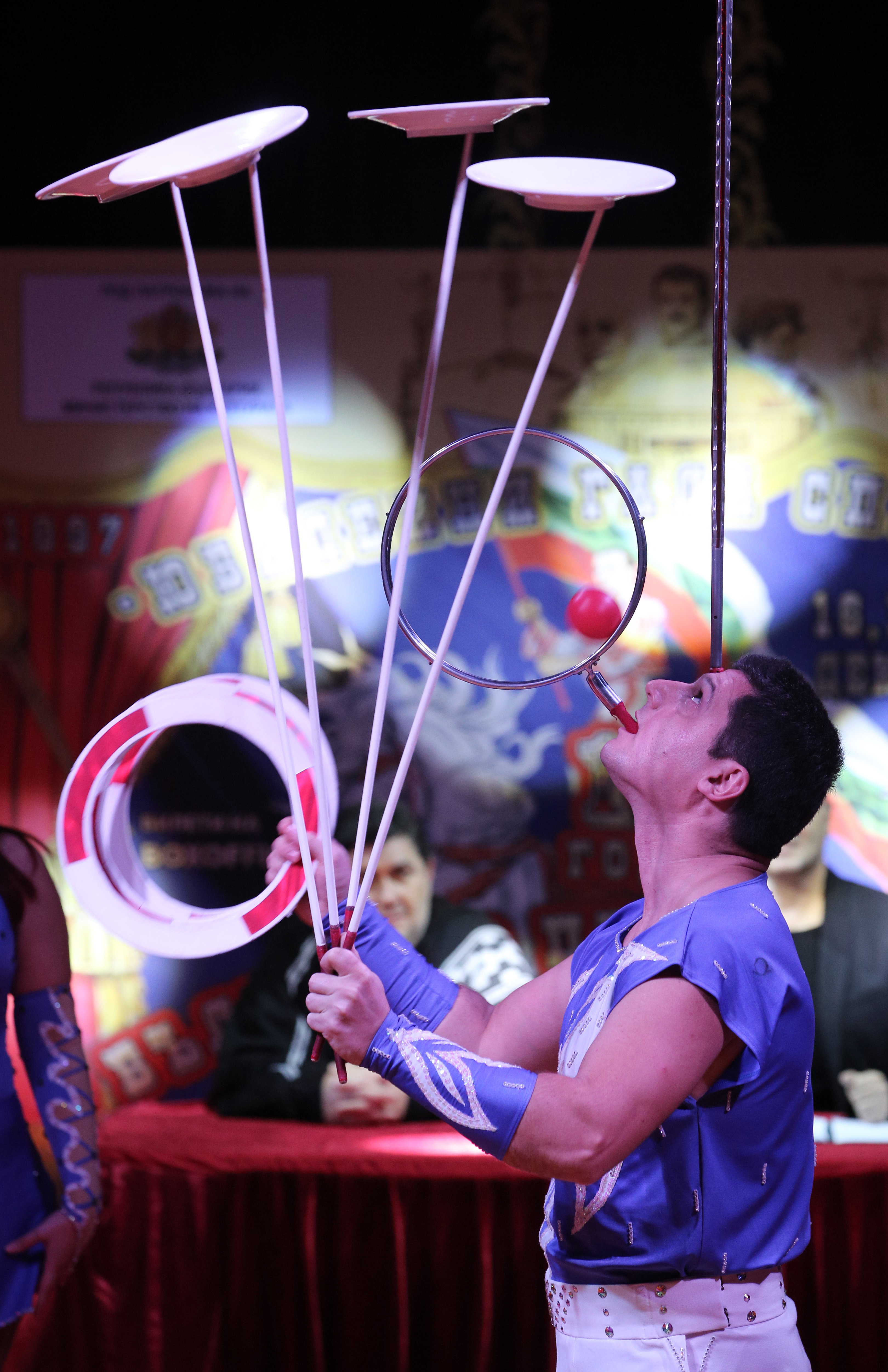 Артисти поискаха забрана на думата ”цирк” в НС