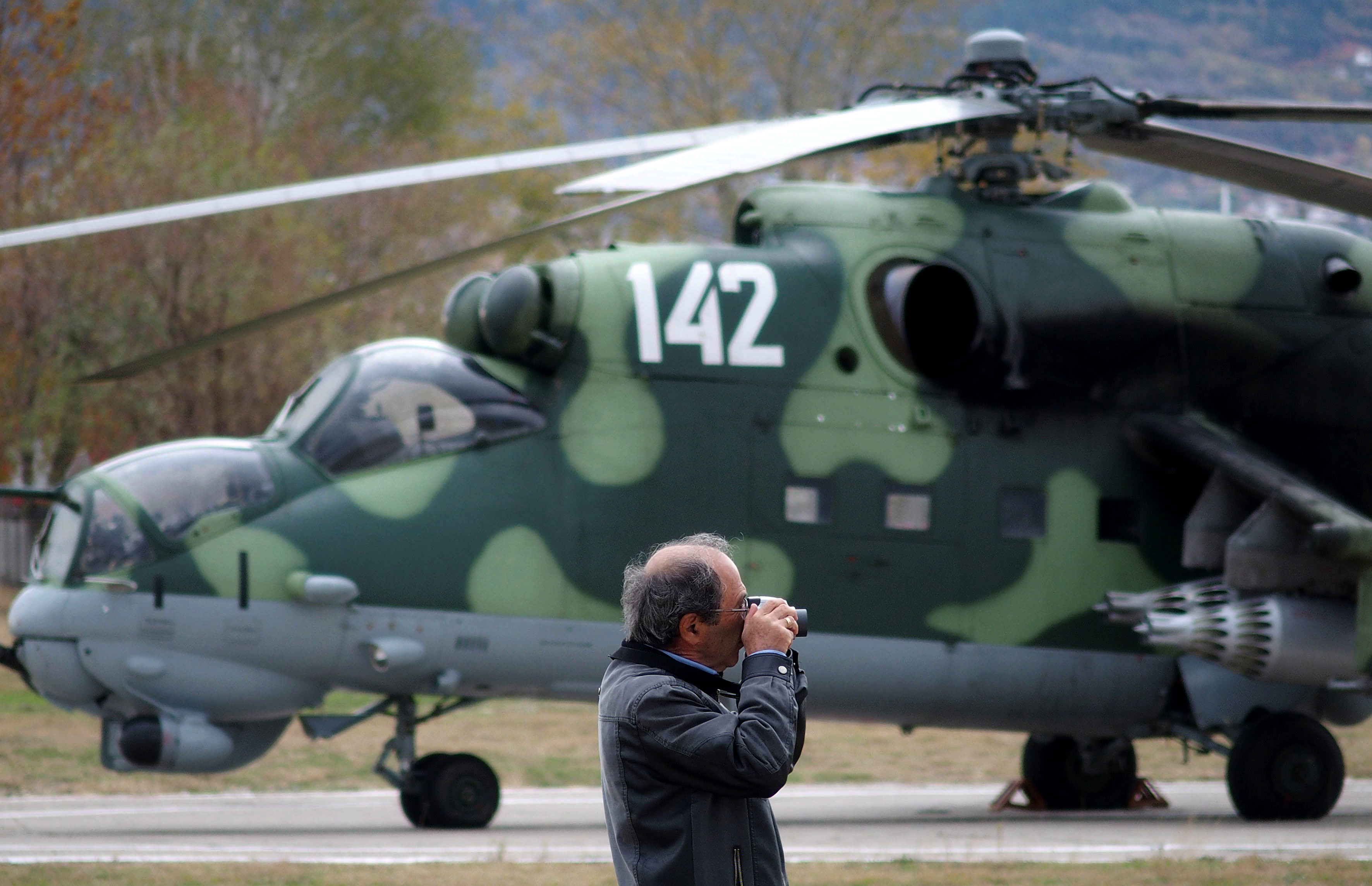 Петдесет и петата годишнина от създаването на 24-та вертолетна авиобаза бе тържествено чествана на летище Крумово