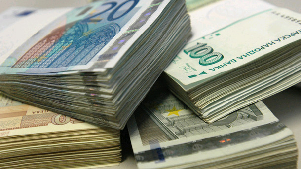 Димитър Чобанов: Банките увеличават доходите си въпреки ниските лихви