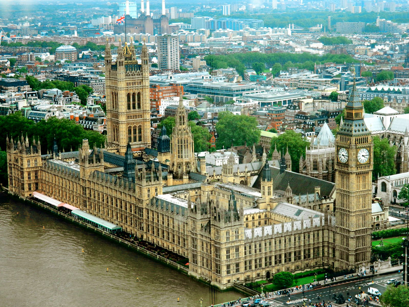 На британския парламент предстои да разгледа един от най-важните закони в историята на страната