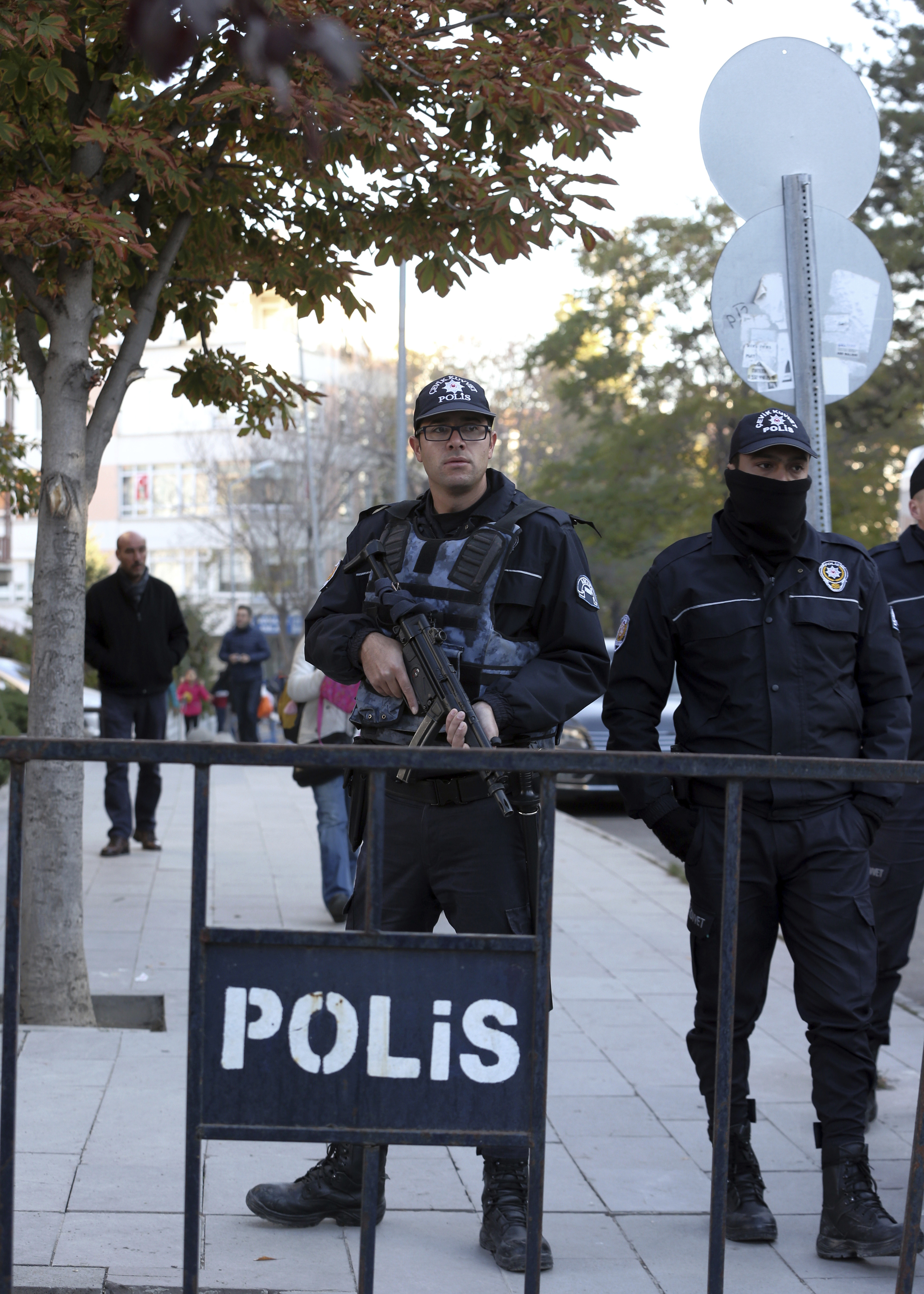 В Турция наредиха ареста на 110 души за връзки с Гюлен