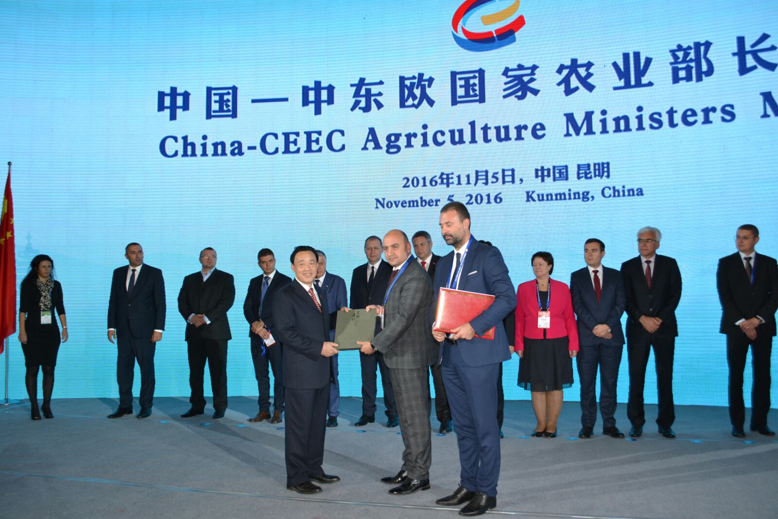 Зам.-земеделският министър Васил Грудев в рамките на 14-то Международно изложение за търговия със земеделски продукти в Кунмин