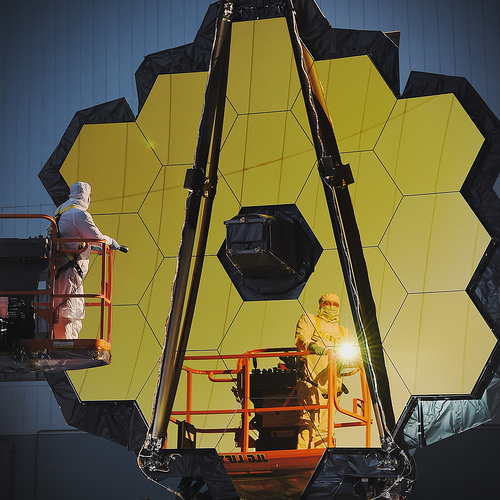 НАСА тества най-големия телескоп в света