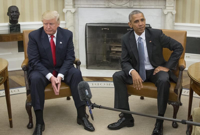 Барак Обама и Доналд Тръмп проведоха първата си среща