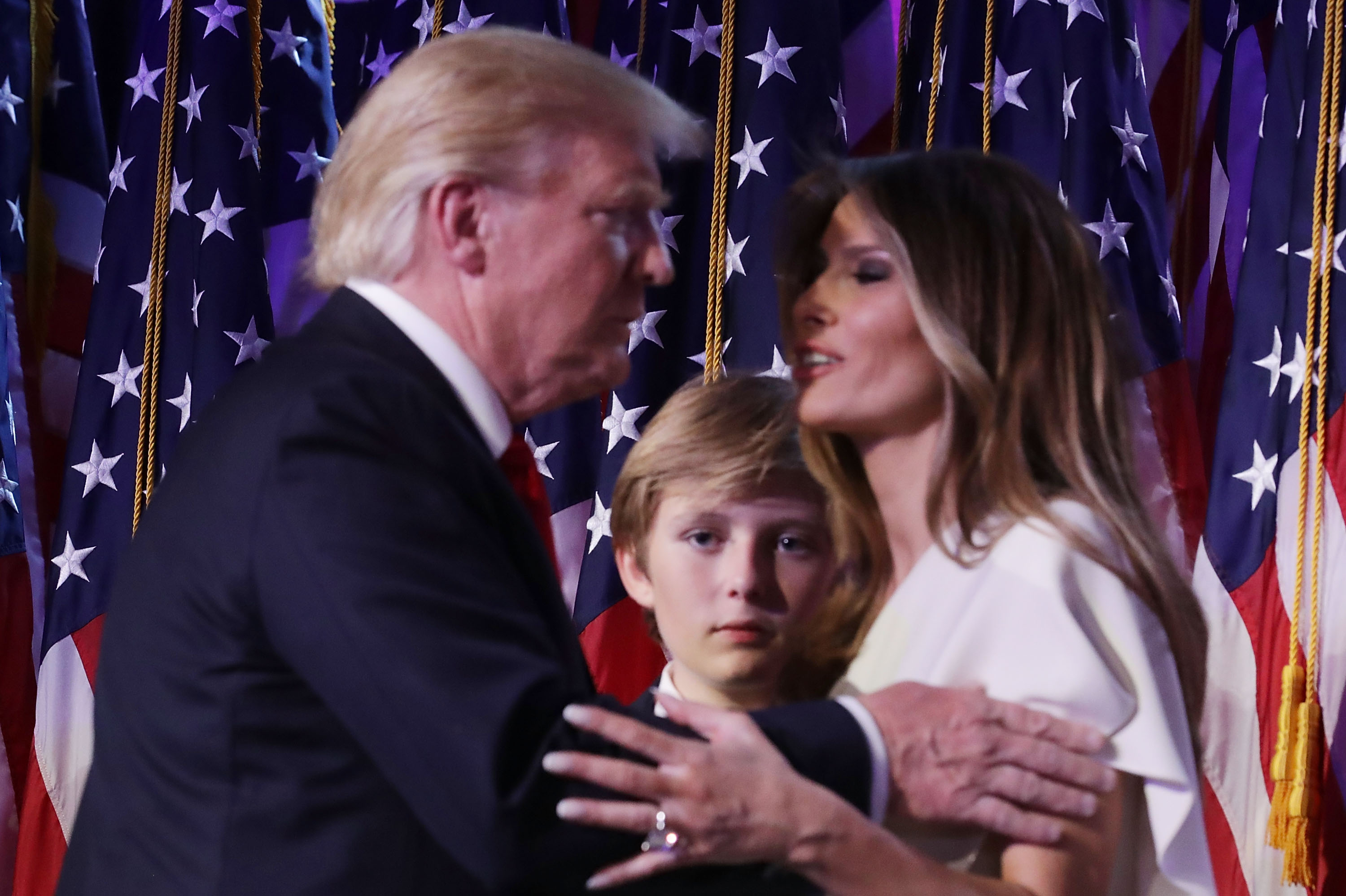 Доналд Тръмп и Мелания Тръмп със сина им Барън