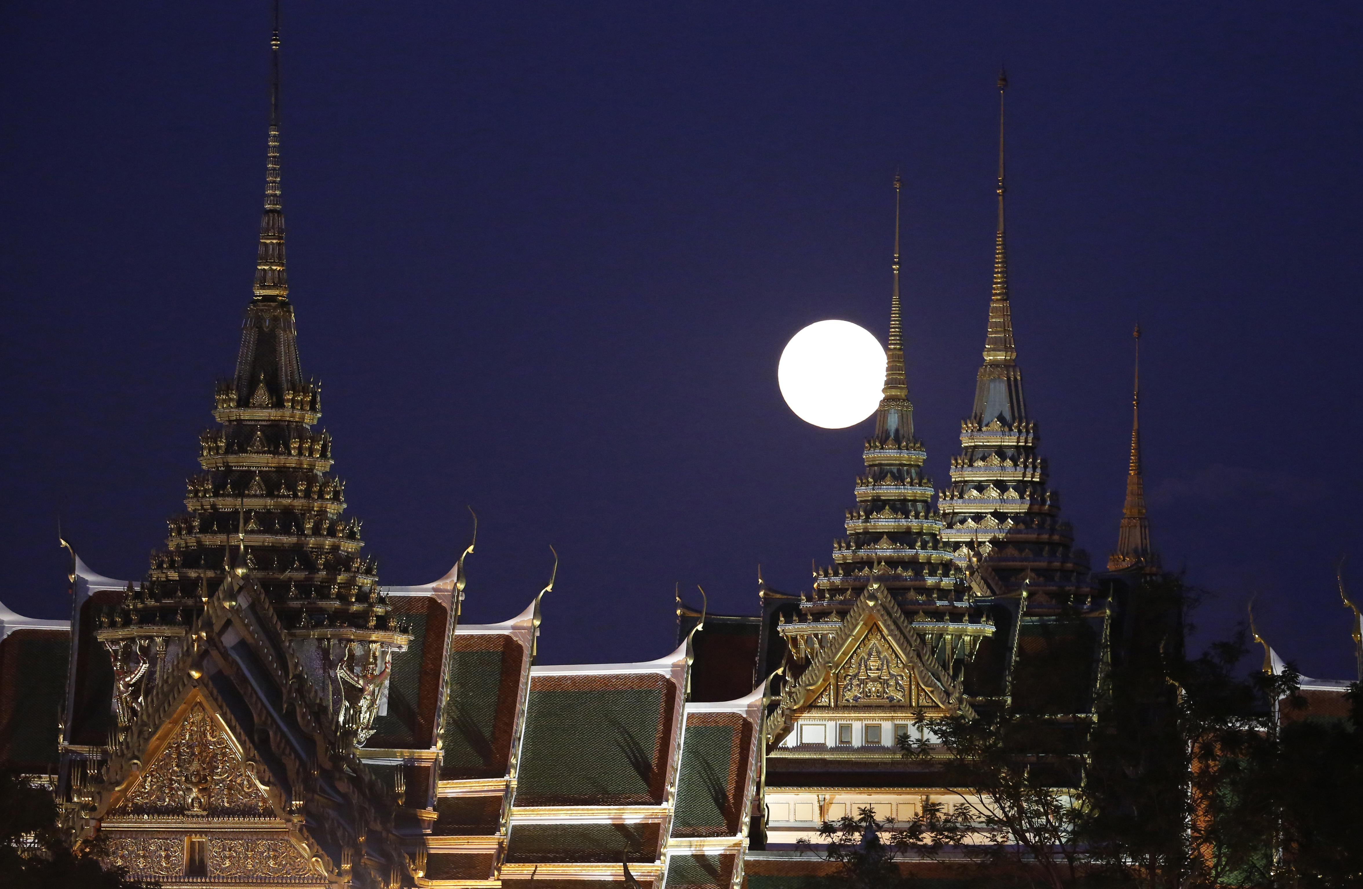 Вместо луксозен хотел, някои посетители на тайландската столица предпочитат да са ”зад решетките”