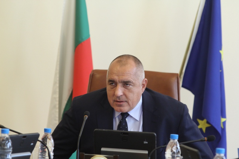Борисов: Не участвам в офшорки, ще съдя клеветниците