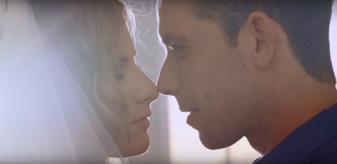 Явор Бахаров стана младоженец в нов клип