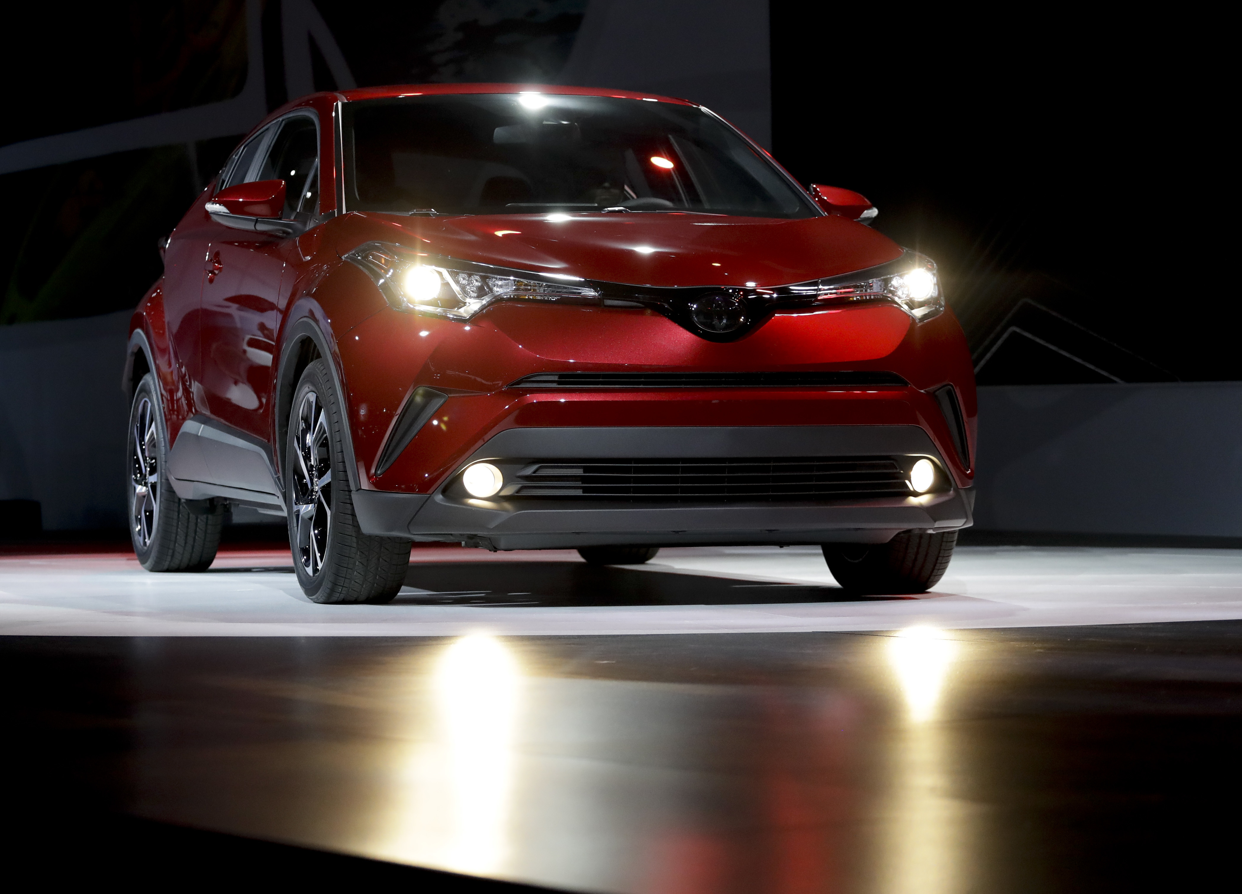 Toyota намалява производството си с 40 процента