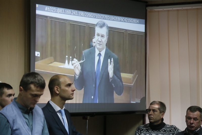 Янукович е обвинен в държавна измяна