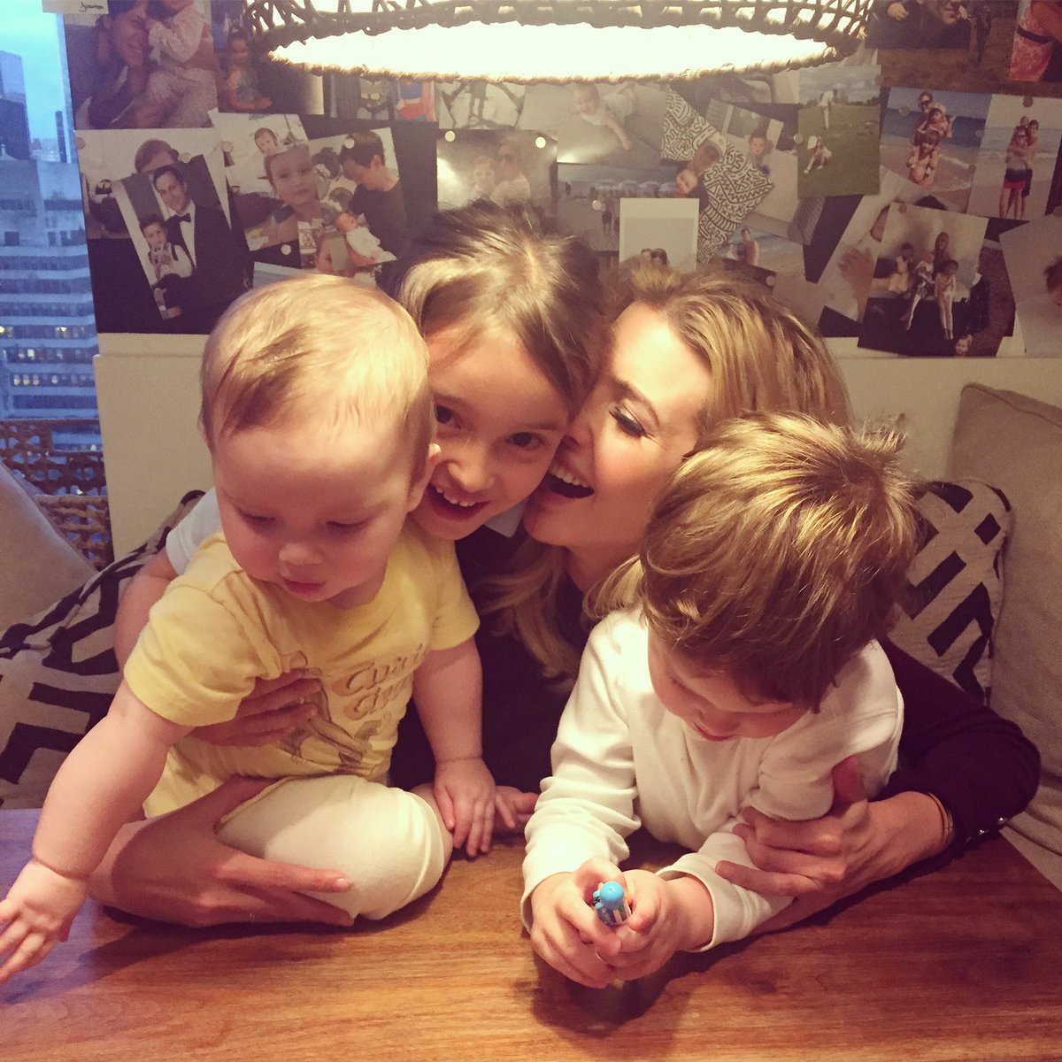 Иванка Тръмп с децата си