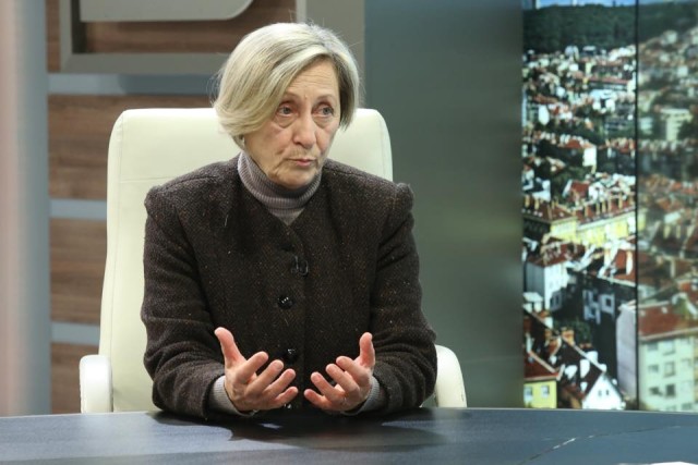 Нешка Робева сравни спортния министър с Милко Балев