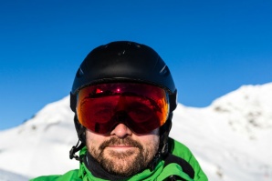 “Умна“ ски маска ще пази организма от измръзване