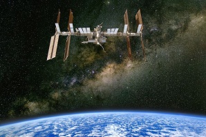 НАСА настоява за още пет едногодишни експедиции на МКС