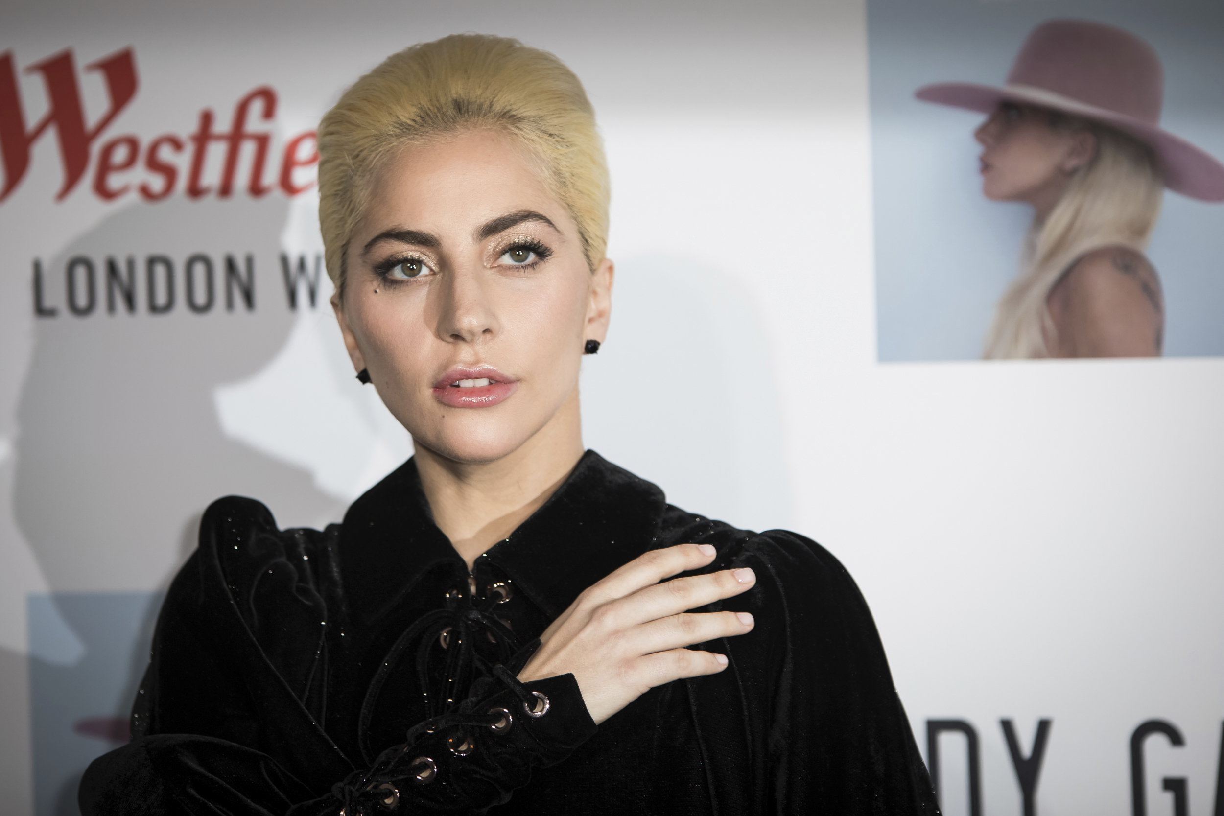 Лейди Гага: Страдам от посттравматично разстройство