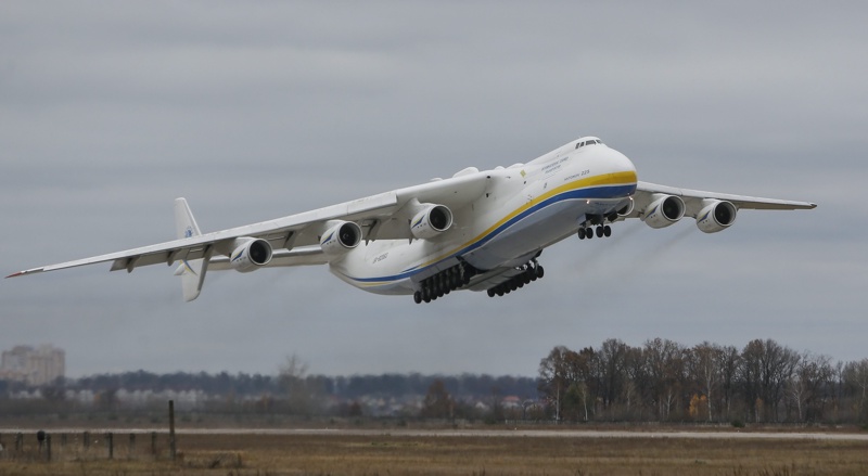 Украйна предлага ”Антонов” за президентски самолет на Тръмп
