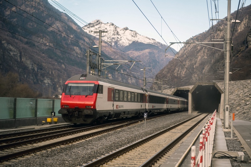 Новият швейцарски тунел ще улесни търговията между северната и южната част на Европа
