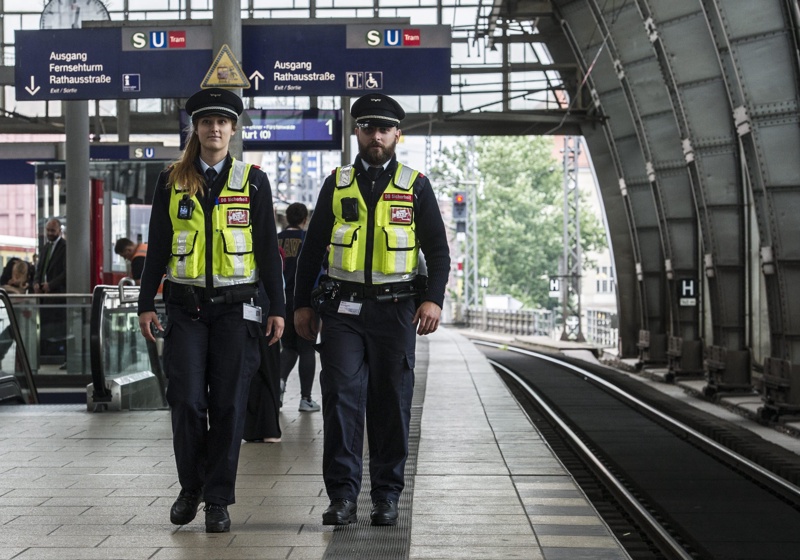 4-мата нашенци от берлинското метро изчезнали, 3-ма са братя