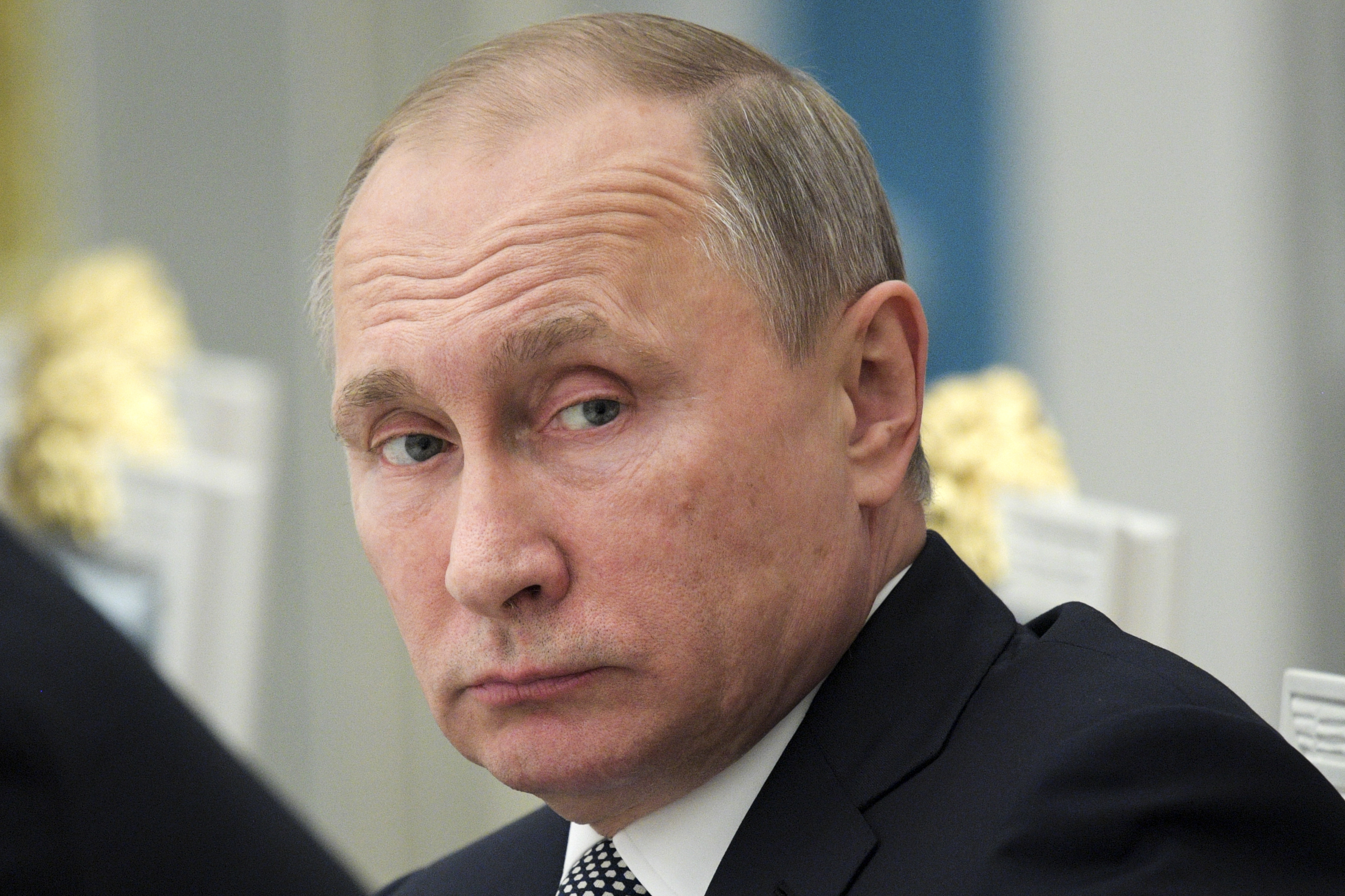 Руският президент Владимир Путин трябва да подпише, за да влезе законът в сила