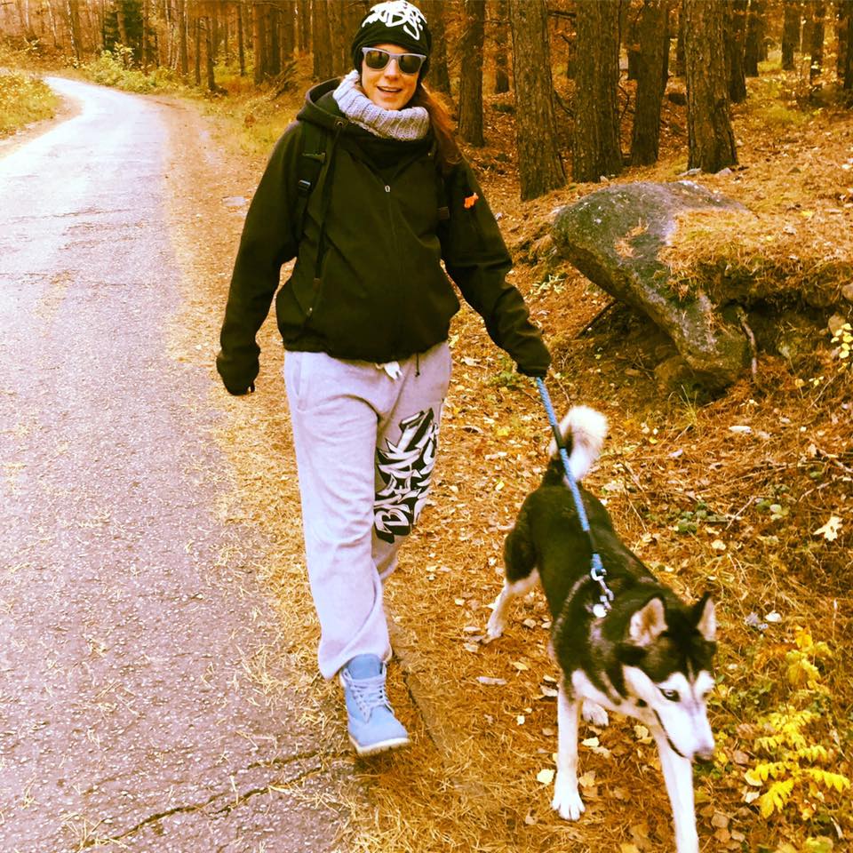 Силвия Петкова - бременна в 7-ия месец, на разходка в планината