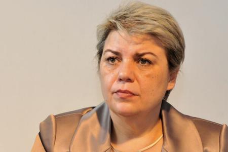 За първи път в Румъния предлагат жена за премиер, мюсюлманка