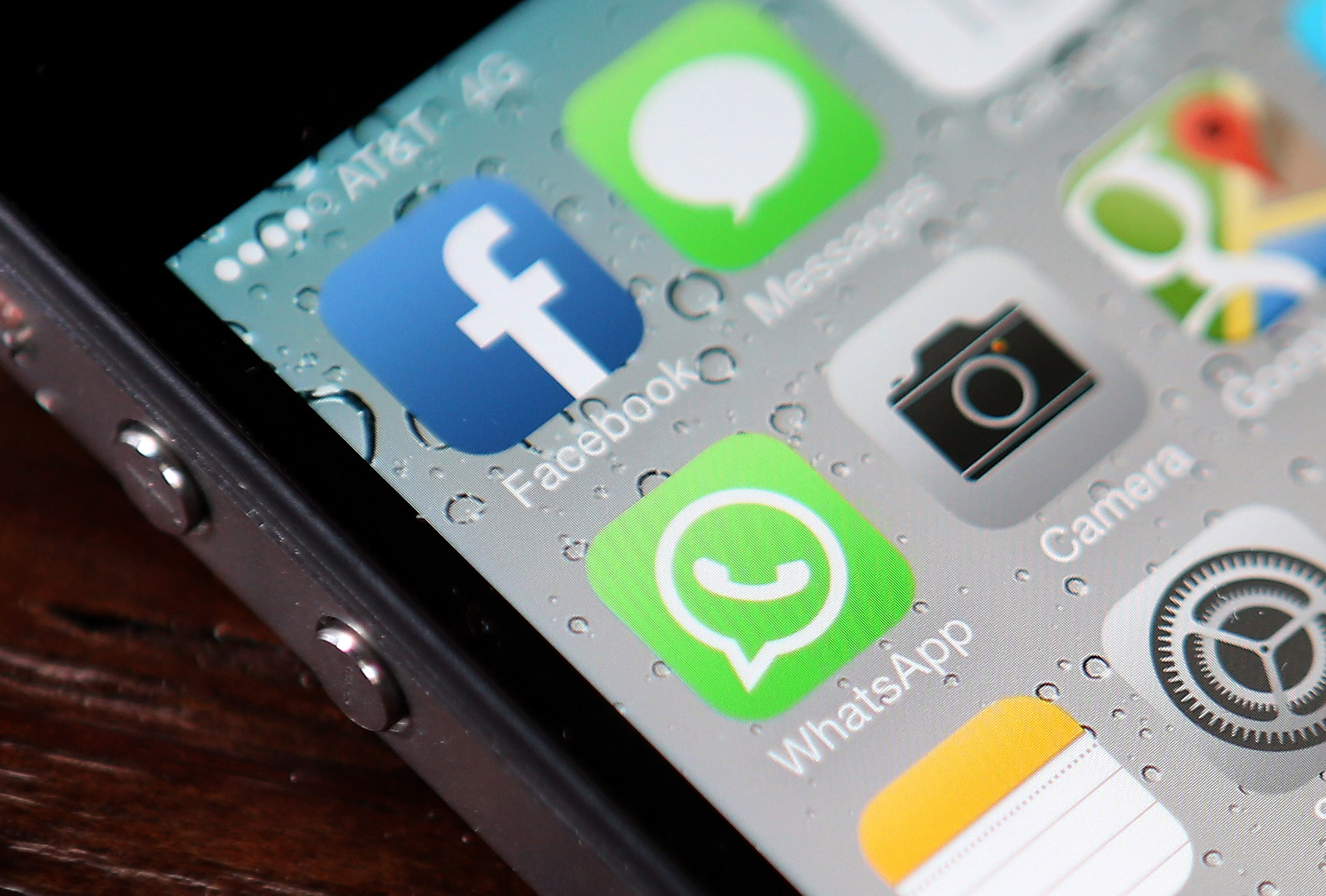 Прекаленото използване на социалните медии може да бъде вредно за психическото здраве