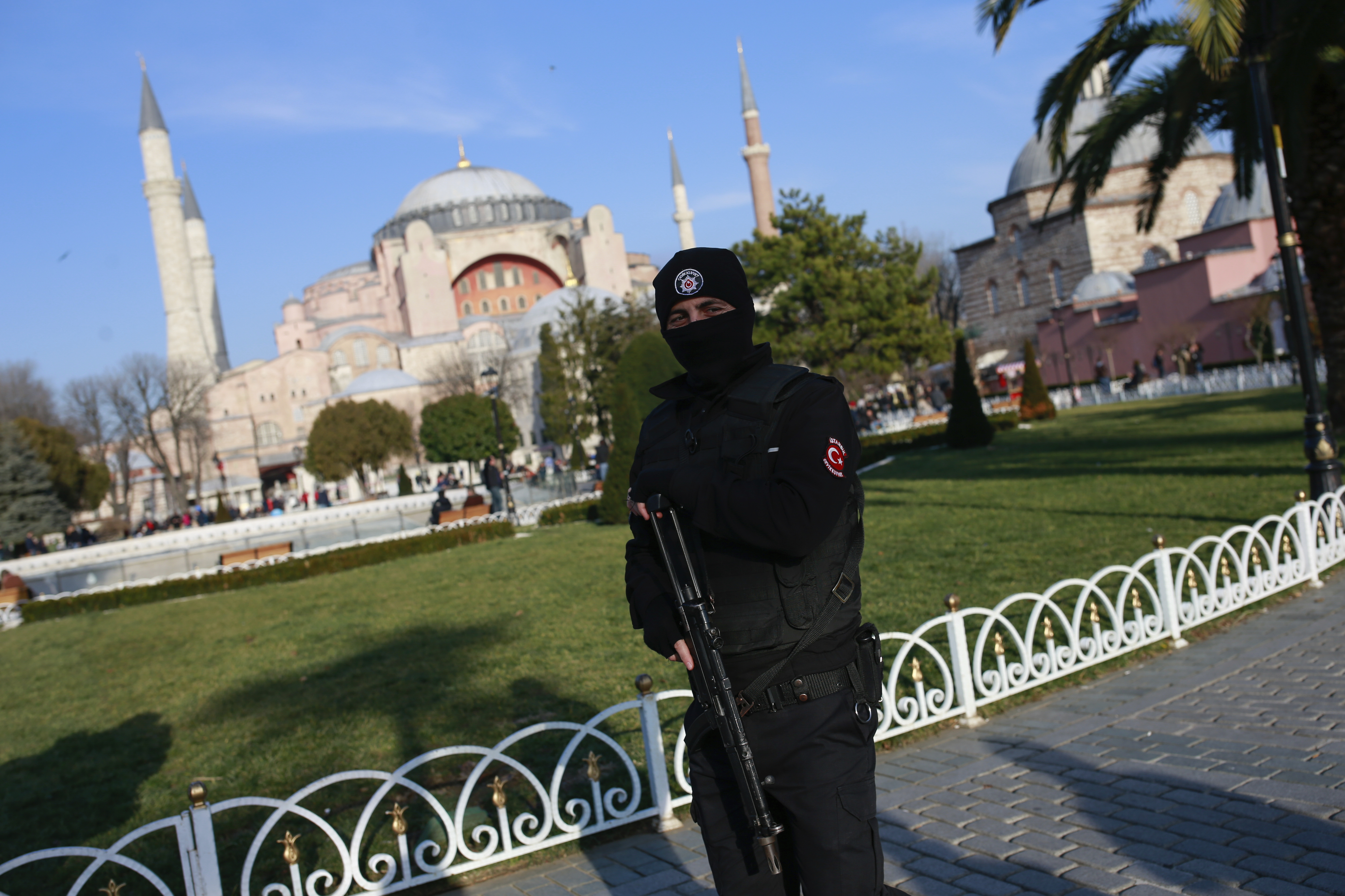 Полицията е засилила мерките за сигурност в района на Истанбул