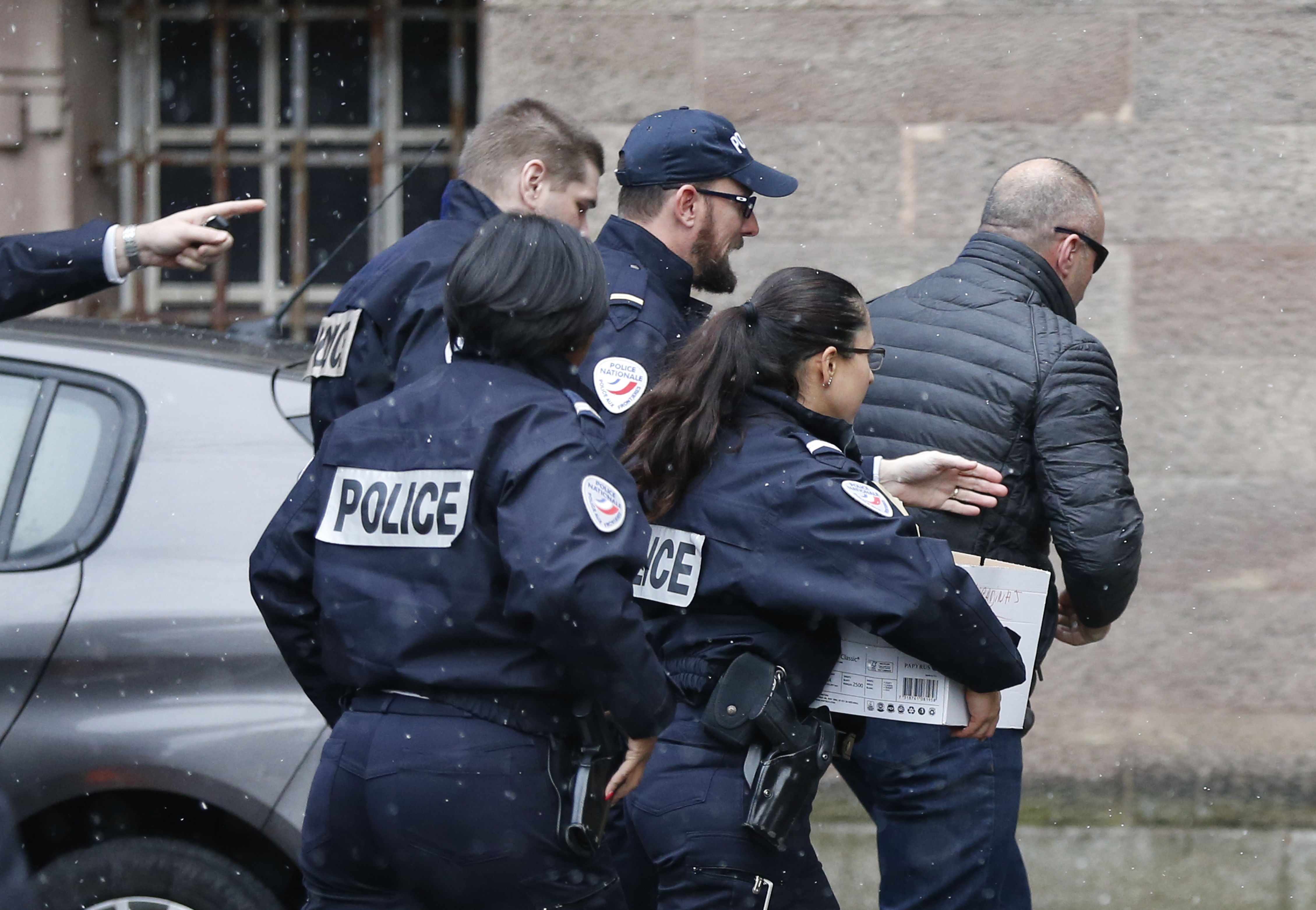 Рамуш Харадинай е бил задържан на летище Базел-Мюлуз в Източна Франция