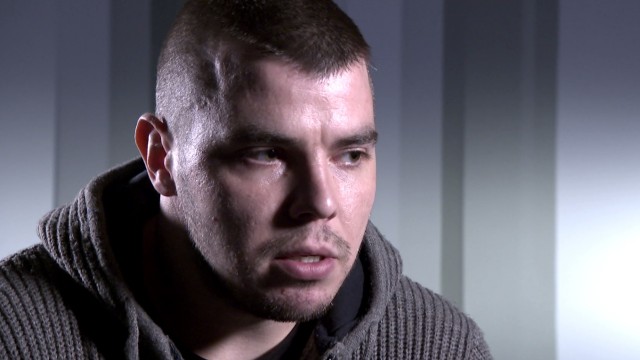 Охранителят, намушкал младеж в мола: Защитавах живота си
