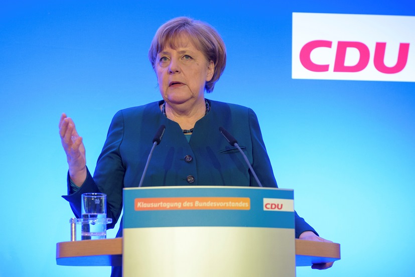 Ангела Меркел говори на заседание на ръководството на ХДС