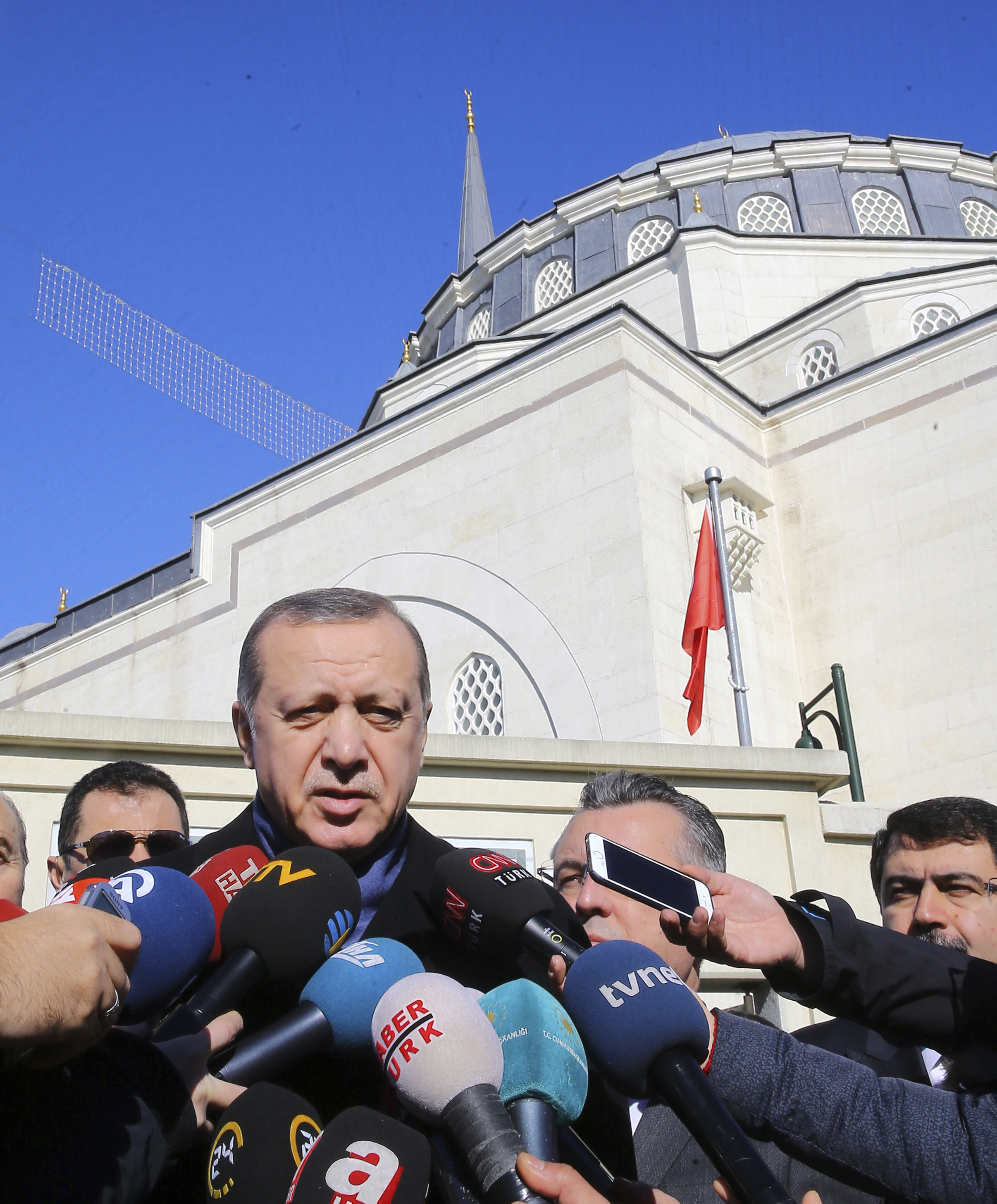 Турският парламент придвижва страната към президентски режим
