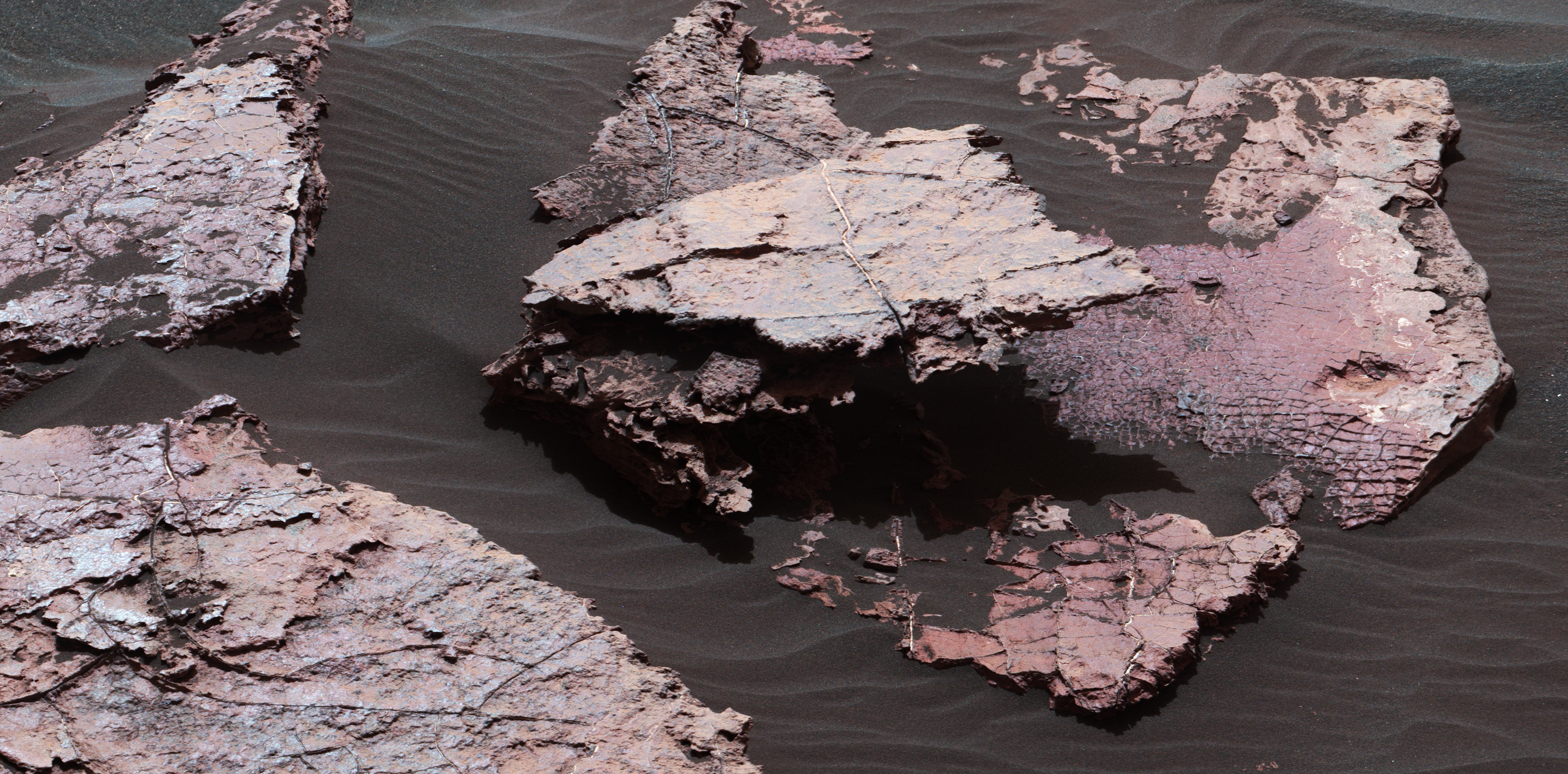 Следите от кал на Марс